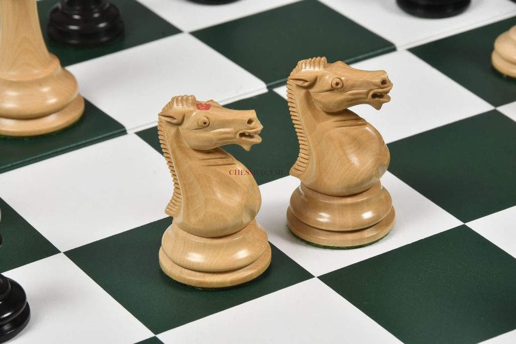 Chess Set Ornate Staunton Design in Stone and Jade Effect. 