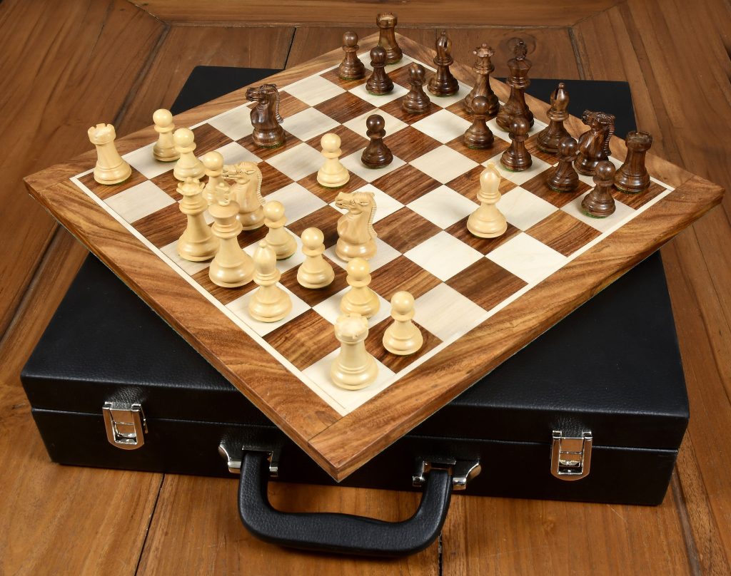 The Collector Wooden Staunton Chess Set